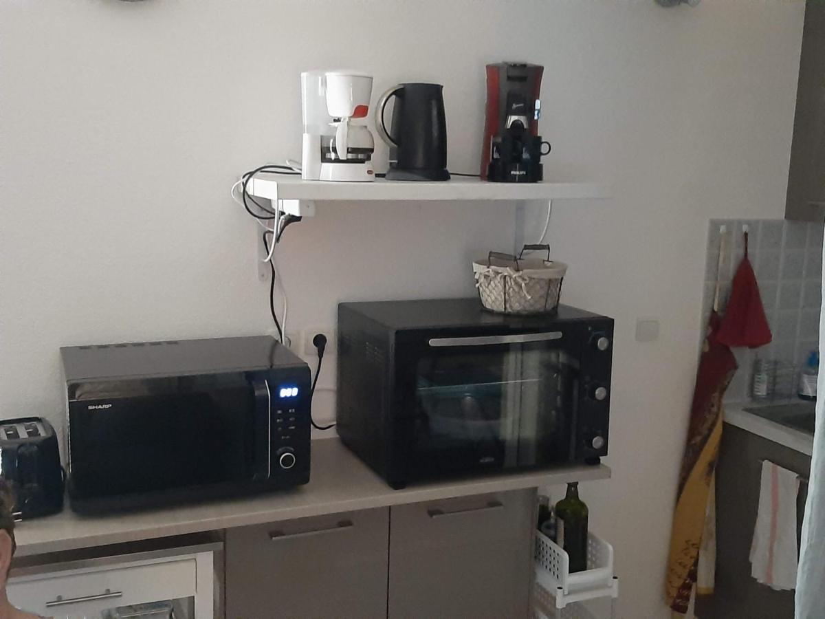 Isis 2 Joli Duplex Proche Plage Et Port - Clim Parking Loggia Et Balcon サン・シプリアン エクステリア 写真