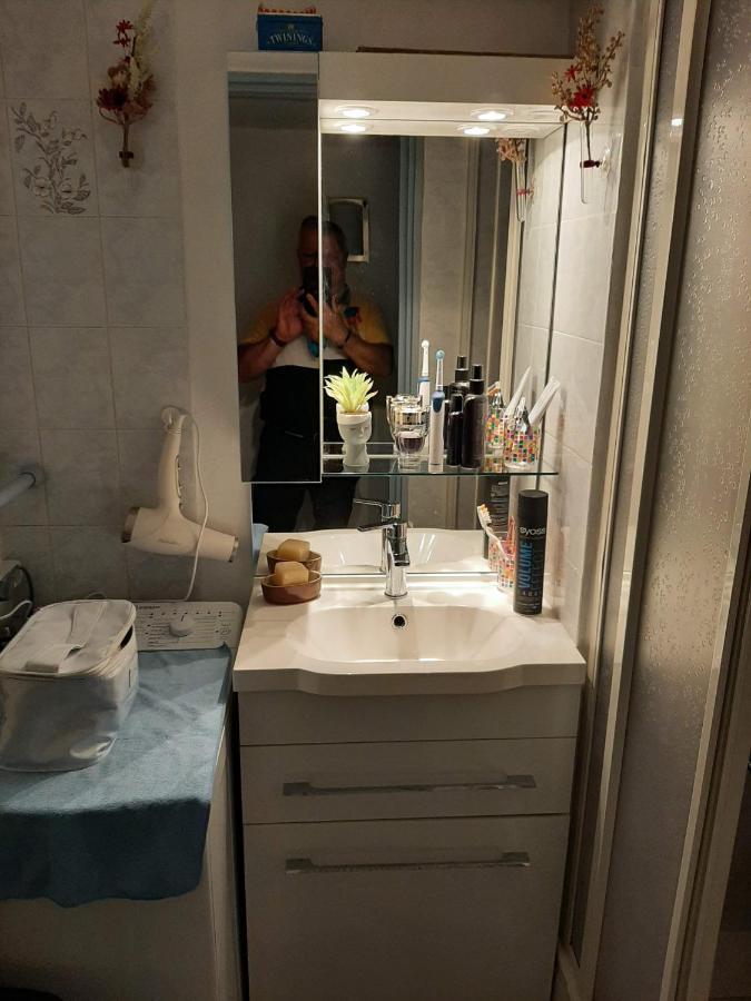 Isis 2 Joli Duplex Proche Plage Et Port - Clim Parking Loggia Et Balcon サン・シプリアン エクステリア 写真